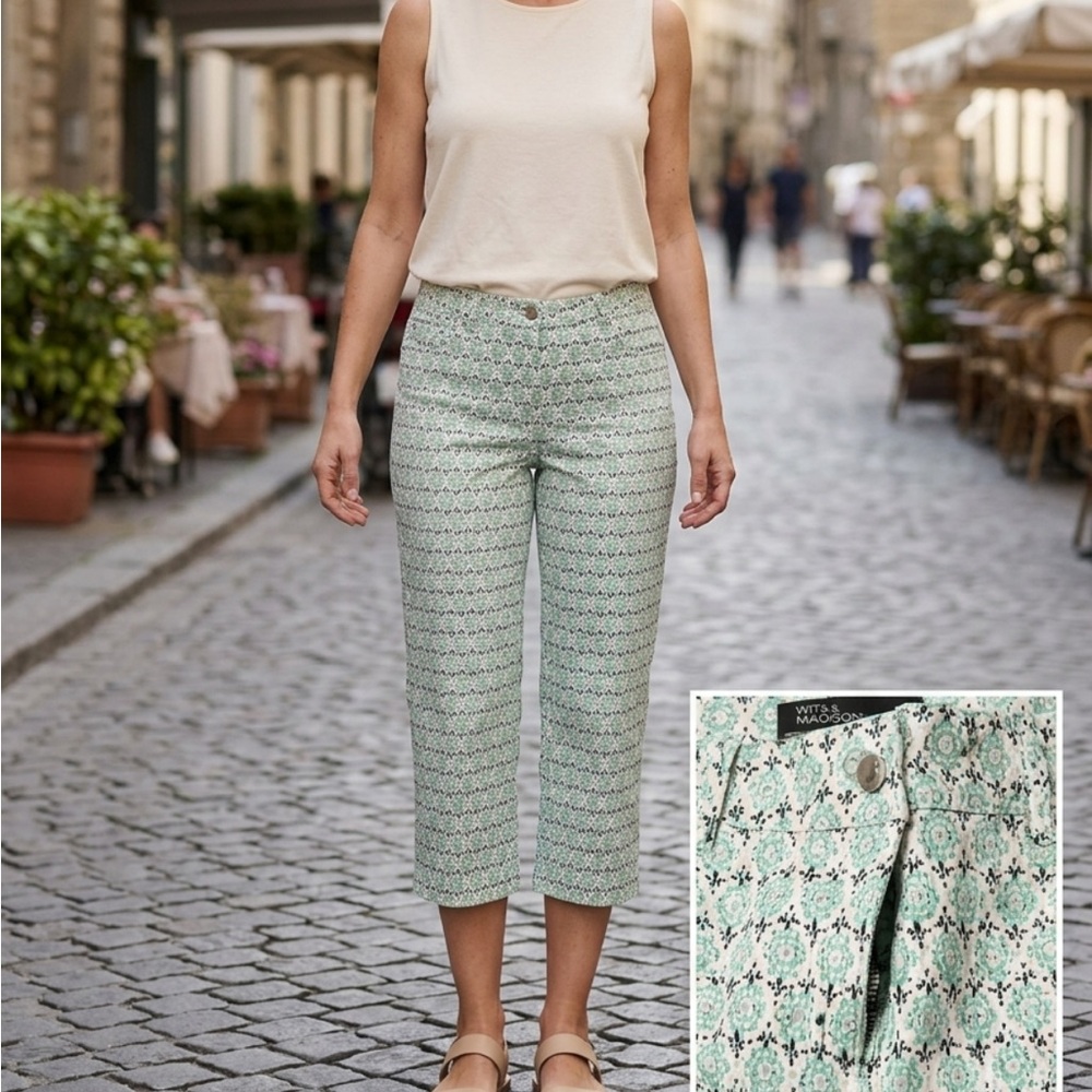 89th & Madison Patterned Capris - Green and Cream